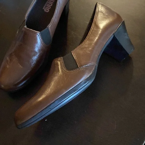 New Munro shoes - Picture 5 of 9